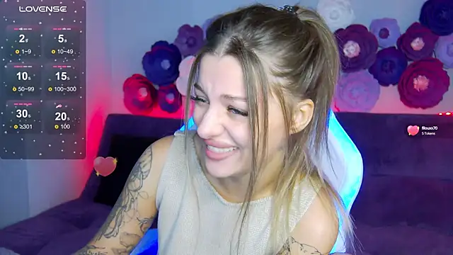 LindaBrilliant online show from 15, 9, 2025