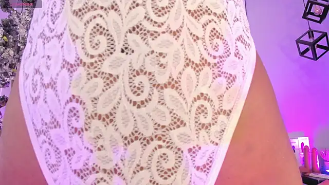 Keirahartz online show from 3, 12, 2025