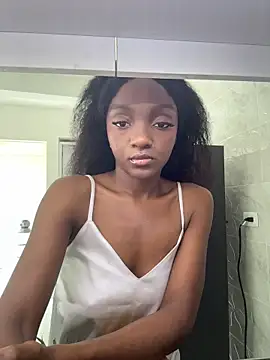 Keirahartz online show from 22, 2, 2026