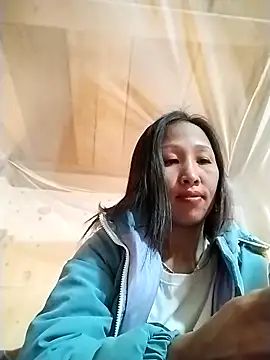 cute love00 online show from 28, 11, 2025