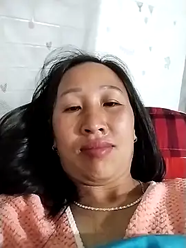 cute love00 online show from 28, 2, 2026