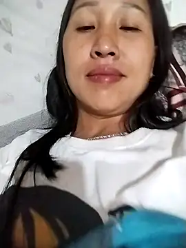 cute love00 online show from 12, 2, 2026