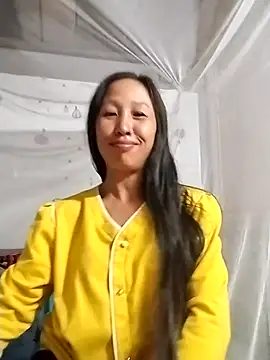 cute love00 online show from 2, 11, 2025