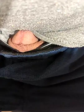 Sweethoneygun online show from 20, 9, 2025