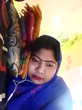 Snapshot of Apkisona8 chatting on 8, 4, 2026 Apkisona8 online show from 8, 4, 2026