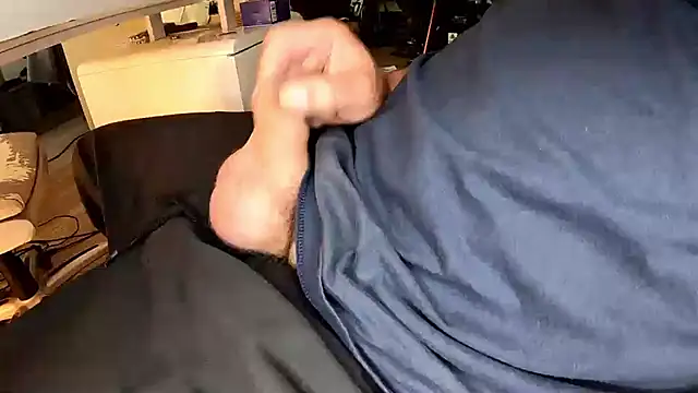 hornysmallcockgermany online show from 20, 10, 2025