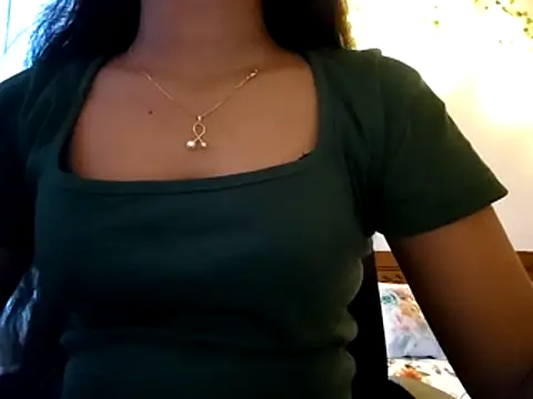 Snapshot of Maria--Strella chatting on 28, 10, 2025 Maria--Strella online show from 28, 10, 2025