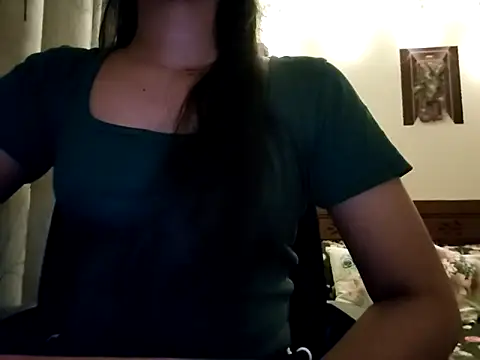 Snapshot of Maria--Strella chatting on 27, 10, 2025 Maria--Strella online show from 27, 10, 2025