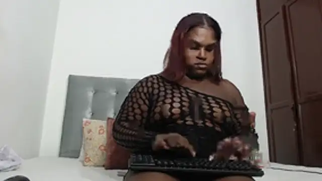 Snapshot of DaiishaWolf chatting on 18, 11, 2025 DaiishaWolf online show from 18, 11, 2025