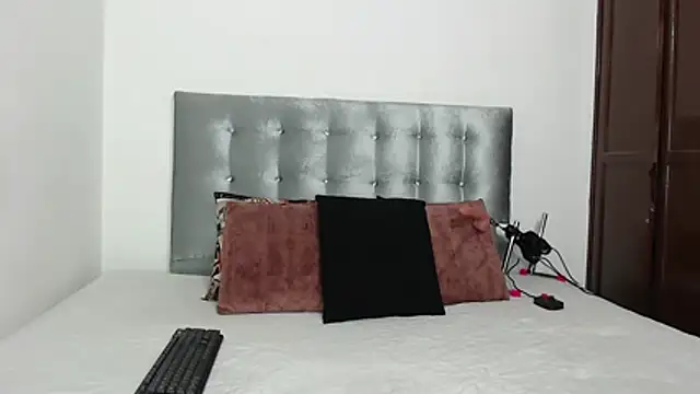 Snapshot of DaiishaWolf chatting on 14, 2, 2026 DaiishaWolf online show from 14, 2, 2026