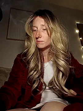 Snapshot of Maeve92 chatting on 27, 9, 2025 Maeve92 online show from 27, 9, 2025