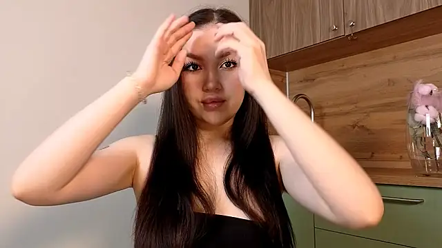 Snapshot of LexeeLuv chatting on 6, 11, 2025 LexeeLuv online show from 6, 11, 2025