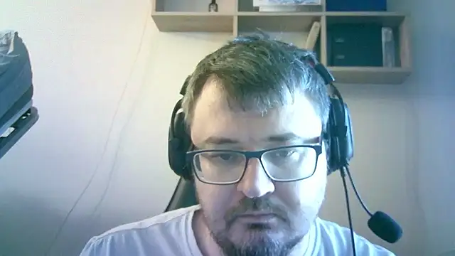 Snapshot of SirAbuser chatting on 3, 7, 2026 SirAbuser online show from 3, 7, 2026