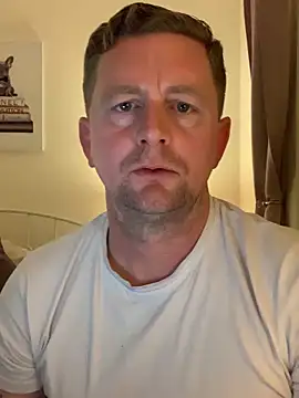 Crusher19830 online show from 5, 11, 2025