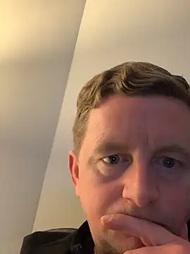 Crusher19830 online show from 26, 10, 2025