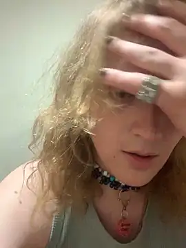 BlondeyMiyMiy online show from 5, 3, 2026