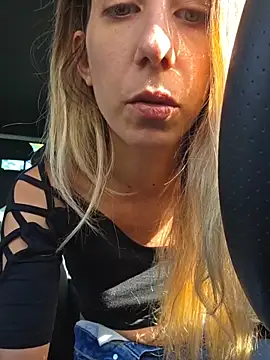 PetiteSecrets online show from 29, 11, 2025