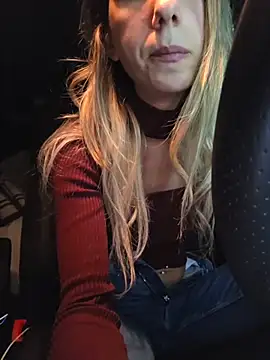 PetiteSecrets online show from 30, 11, 2025