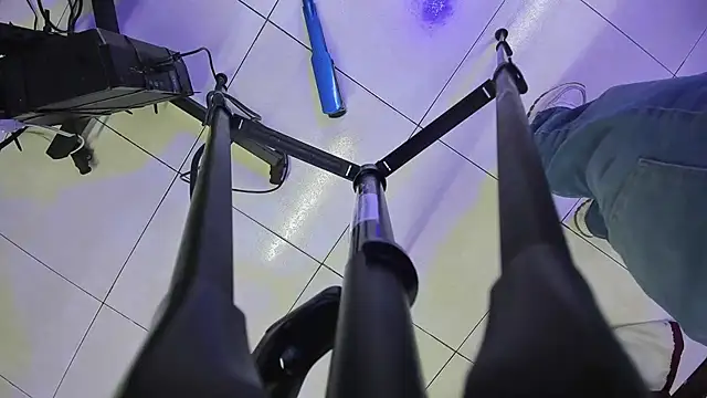 Aisha hotts777 online show from 27, 4, 2026