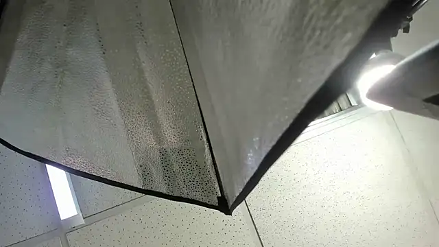 Aisha hotts777 online show from 9, 2, 2026