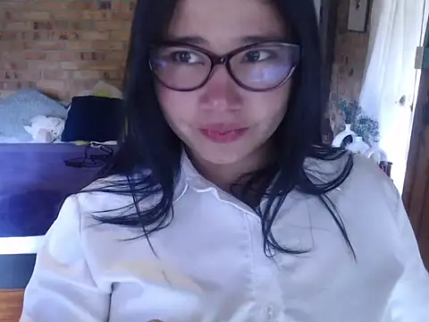 Snapshot of magiadeisis chatting on 9, 4, 2026 magiadeisis online show from 9, 4, 2026