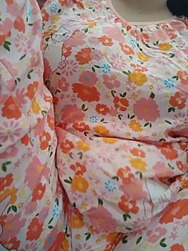 Snapshot of _Babyrose_ chatting on 6, 6, 2026 Babyrose online show from 6, 6, 2026