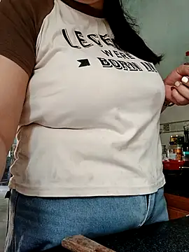  Babyrose  online show from 2, 4, 2026