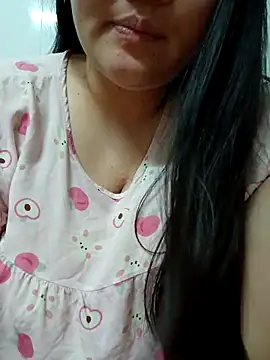 Snapshot of _Babyrose_ chatting on 5, 5, 2026 Babyrose online show from 5, 5, 2026