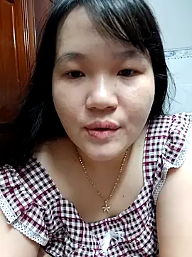  Babyrose  online show from 13, 9, 2025