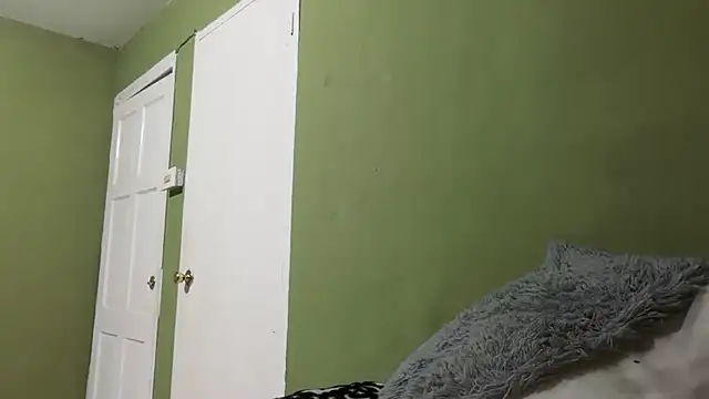 Liaprettygirl online show from 8, 3, 2026