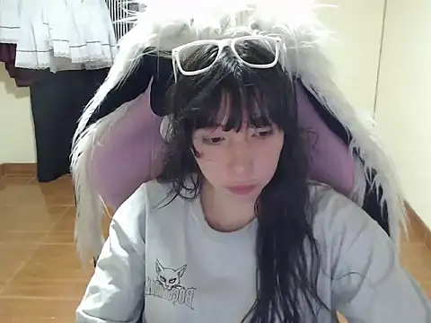 ScarlettShirahoshi online show from 10, 1, 2026