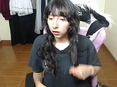 ScarlettShirahoshi online show from 5, 1, 2026