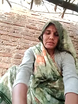 Snapshot of Pinky12A chatting on 4, 11, 2025 Pinky12A online show from 4, 11, 2025