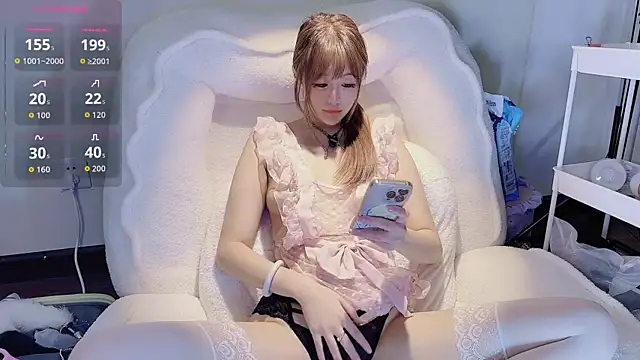 Snapshot of Evebaby chatting on 9, 9, 2025 Evebaby online show from 9, 9, 2025