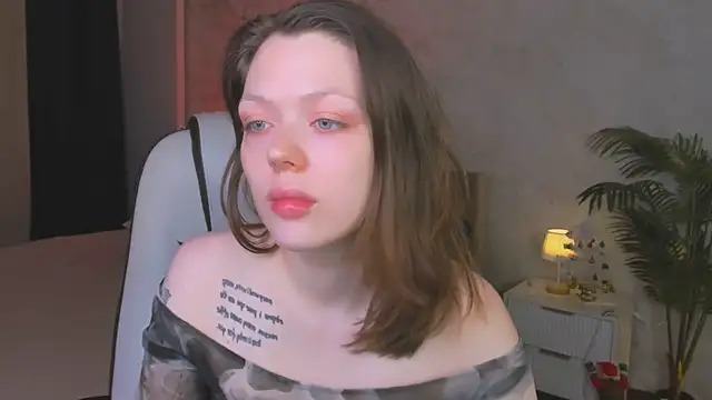 Lunar Lily online show from 7, 1, 2026