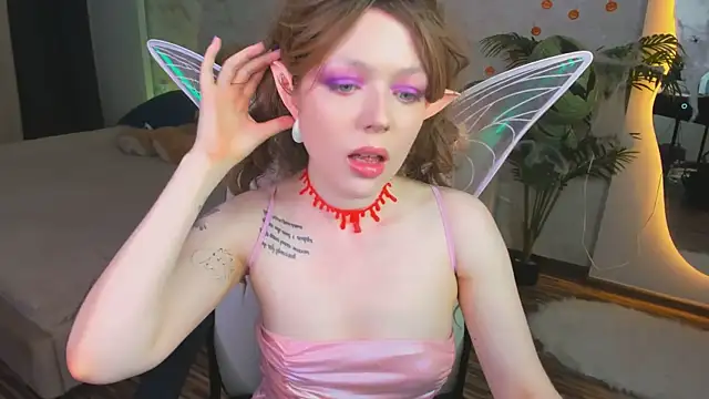 Lunar Lily online show from 29, 10, 2025