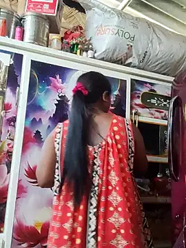 Hot-Show2 online show from 3, 11, 2025