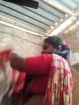 Hot-Show2 online show from 20, 2, 2026