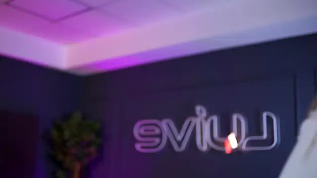 Snapshot of SiennaRuh chatting on 28, 11, 2025 SiennaRuh online show from 28, 11, 2025