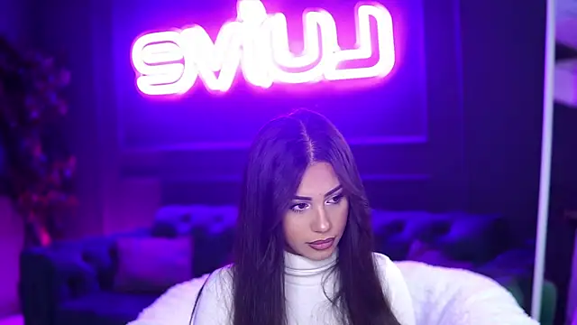 Snapshot of SiennaRuh chatting on 6, 11, 2025 SiennaRuh online show from 6, 11, 2025