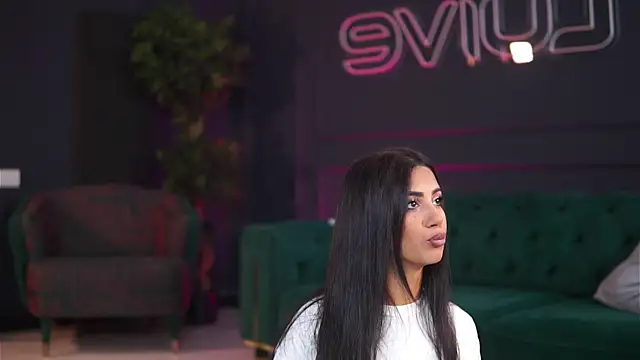 Snapshot of SiennaRuh chatting on 10, 9, 2025 SiennaRuh online show from 10, 9, 2025