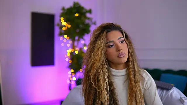 SiennaRuh online show from 5, 3, 2026