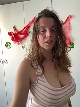 TenderLaGlamor online show from 30, 10, 2025