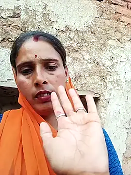 Snapshot of Arti13A chatting on 4, 5, 2026 Arti13A online show from 4, 5, 2026