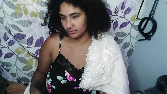 Snapshot of Mommybubbles2 chatting on 10, 10, 2025 Mommybubbles2 online show from 10, 10, 2025