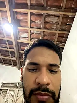 Snapshot of spiderfindom chatting on 22, 10, 2025 spiderfindom online show from 22, 10, 2025