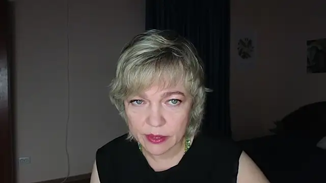 Snapshot of Rosette_Pricky chatting on 22, 11, 2025 Rosette Pricky online show from 22, 11, 2025