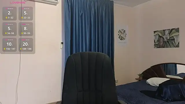 Snapshot of Rosette_Pricky chatting on 12, 10, 2025 Rosette Pricky online show from 12, 10, 2025