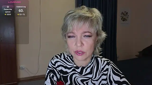 Snapshot of Rosette_Pricky chatting on 26, 10, 2025 Rosette Pricky online show from 26, 10, 2025