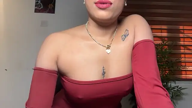 LucytheDevilQueen online show from 26, 7, 2026